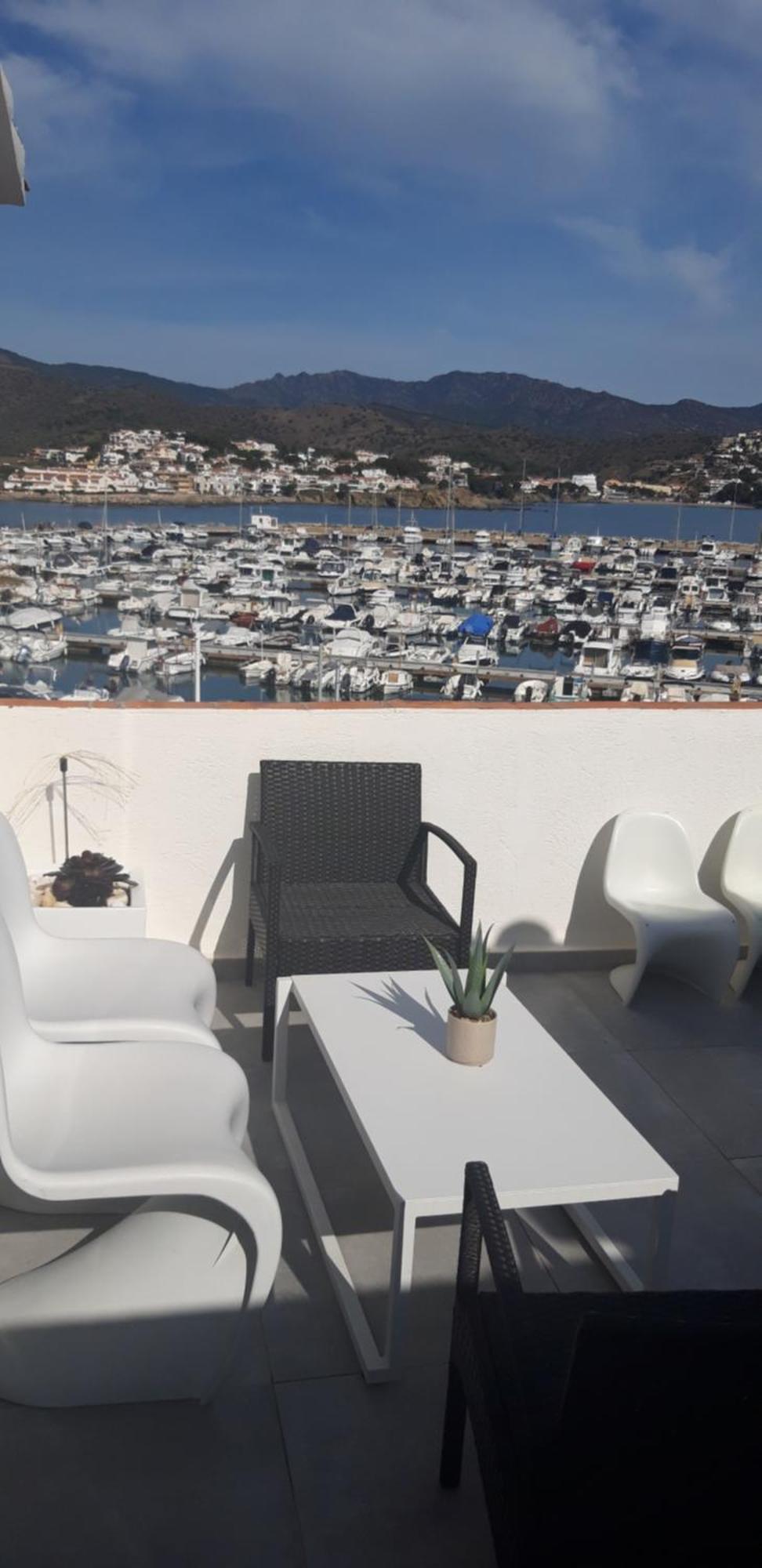 Appartamento Port De Llanca , La Miranda Esterno foto