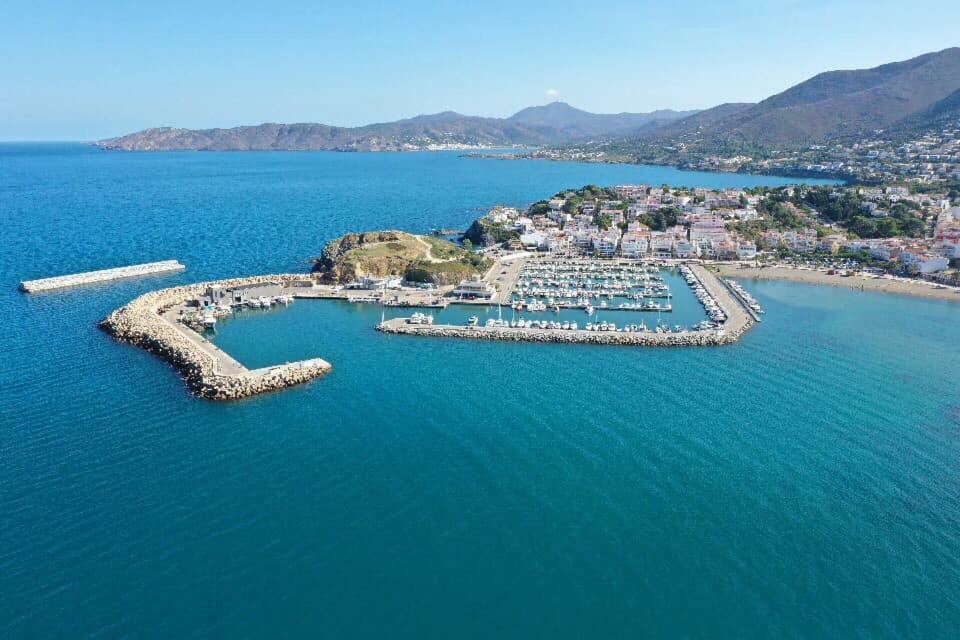 Appartamento Port De Llanca , La Miranda Esterno foto