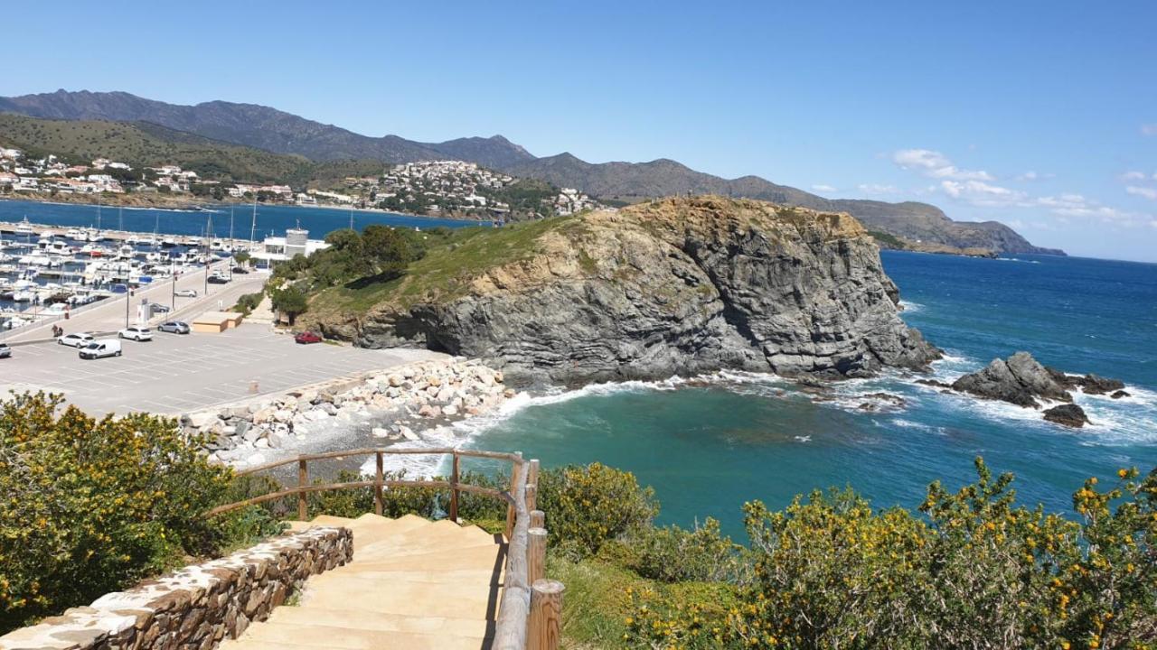 Appartamento Port De Llanca , La Miranda Esterno foto