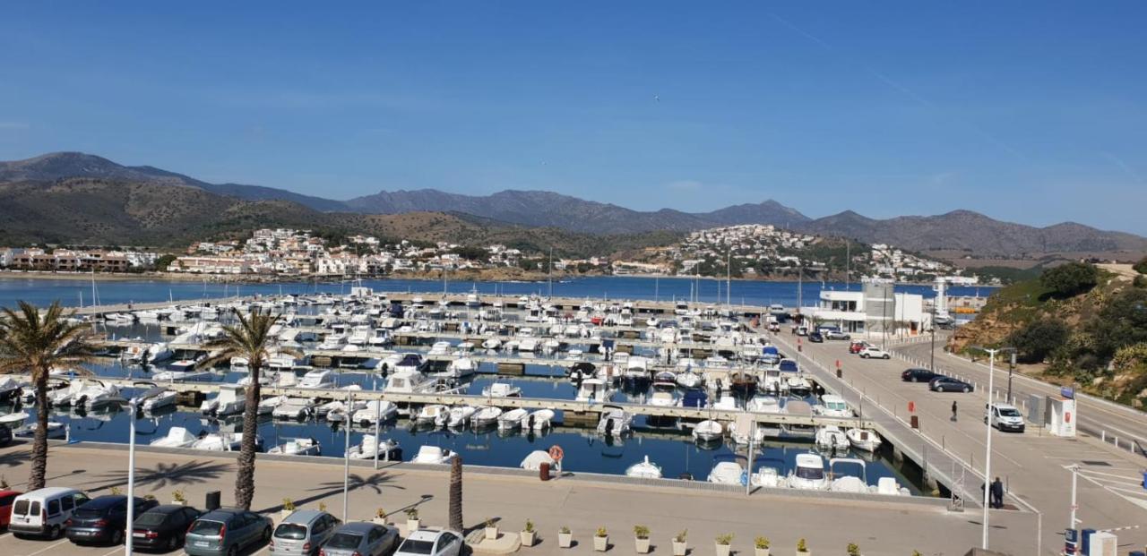 Appartamento Port De Llanca , La Miranda Esterno foto