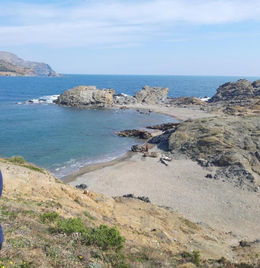 Appartamento Port De Llanca , La Miranda Esterno foto